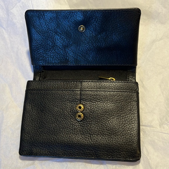 NWOT FOSSIL black cowhide leather wallet - Picture 3 of 7